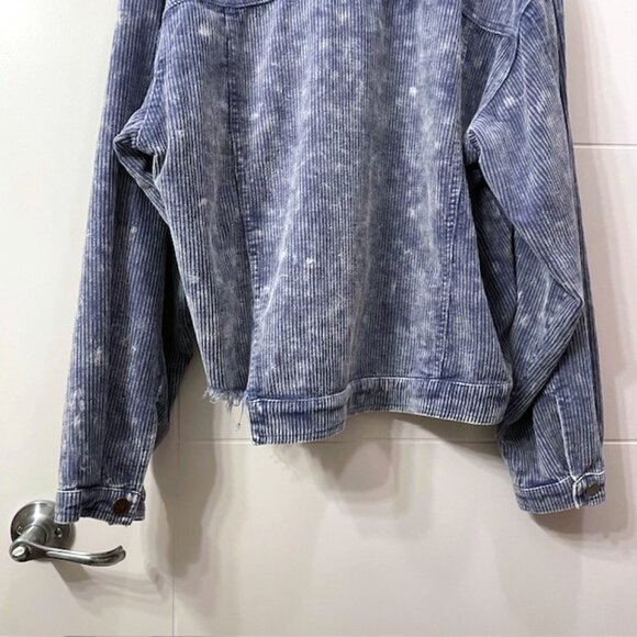 NWOT POL Distressed Corduroy Shacket Shirt Jacket Blue Raw Hem Button Down Large - Picture 11 of 16